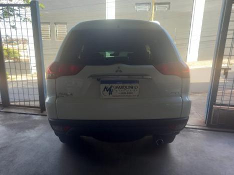 MITSUBISHI Pajero Dakar 3.5 V6 24V 4P HPE FLEX 4X4 7 LUGARES AUTOMTICO, Foto 6