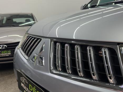 MITSUBISHI Pajero Dakar 3.2 16V 4P HPE 4X4  7 LUGARES TURBO INTECOOLER DIESEL AUTOMTICO, Foto 9