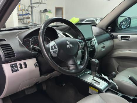 MITSUBISHI Pajero Dakar 3.2 16V 4P HPE 4X4  7 LUGARES TURBO INTECOOLER DIESEL AUTOMTICO, Foto 11