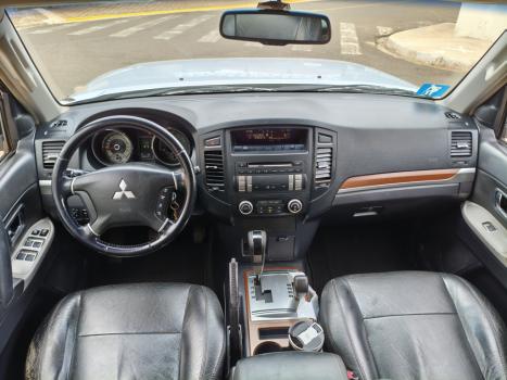 MITSUBISHI Pajero Full 3.2 16V HPE 4X4 TURBO DIESEL INTERCOOLER AUTOMTICO, Foto 12