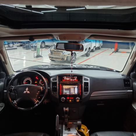 MITSUBISHI Pajero Full 3.2 16V HPE 4X4 TURBO DIESEL INTERCOOLER AUTOM�TICO, Foto 6