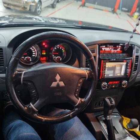 MITSUBISHI Pajero Full 3.2 16V HPE 4X4 TURBO DIESEL INTERCOOLER AUTOM�TICO, Foto 7