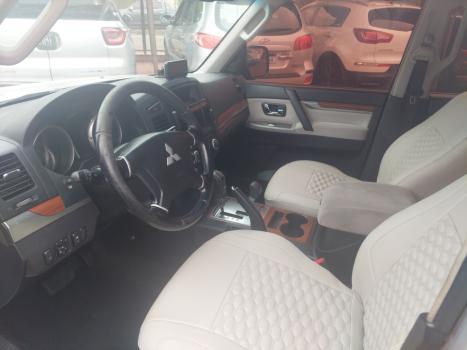 MITSUBISHI Pajero Full 3.2 16V 4P GLS 4X4 TURBO DIESEL INTERCOOLER AUTOM�TICO, Foto 5