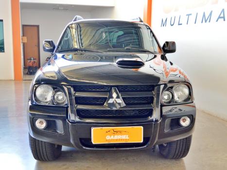 MITSUBISHI Pajero Sport 3.5 V6 24V 4P 4X4 HPE FLEX AUTOM�TICO, Foto 2
