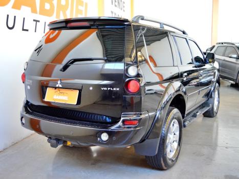 MITSUBISHI Pajero Sport 3.5 V6 24V 4P 4X4 HPE FLEX AUTOM�TICO, Foto 4