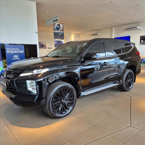 MITSUBISHI Pajero Sport 2.4 16V 4P MIVEC TURBO DIESEL LEGEND BLACK AWD AUTOM�TICO, Foto 3