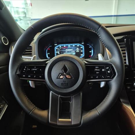 MITSUBISHI Pajero Sport 2.4 16V 4P MIVEC TURBO DIESEL LEGEND BLACK AWD AUTOM�TICO, Foto 13