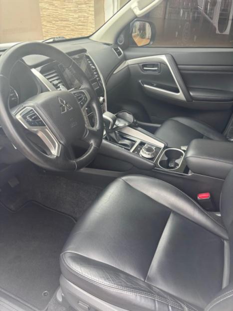 MITSUBISHI Pajero Sport 2.4 16V 4P MIVEC HPE AWD TURBO DIESEL AUTOMÁTICO, Foto 4