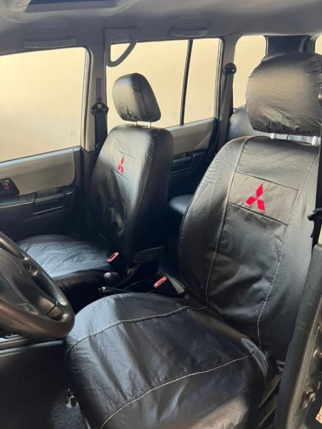 MITSUBISHI Pajero TR4 2.0 16V 4P 4X4, Foto 9