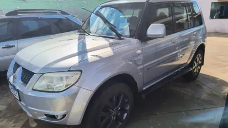 MITSUBISHI Pajero TR4 2.0 16V 4P 4X4 FLEX, Foto 2 MITSUBISHI Pajero TR4 2.0 16V 4P 4X4 FLEX, Foto 2