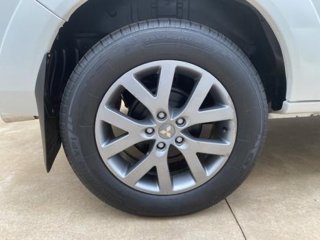 MITSUBISHI Pajero TR4 2.0 16V 4P, Foto 8