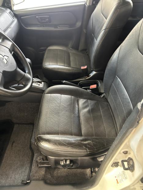 MITSUBISHI Pajero TR4 2.0 16V 4P AUTOMÁTICO, Foto 7