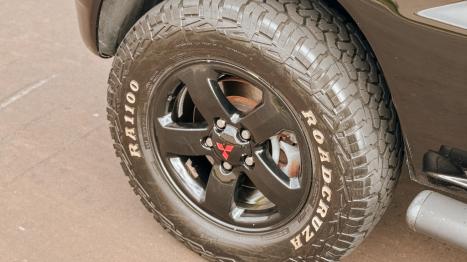 MITSUBISHI Pajero TR4 2.0 16V 4P 4X4 FLEX AUTOMÁTICO, Foto 4