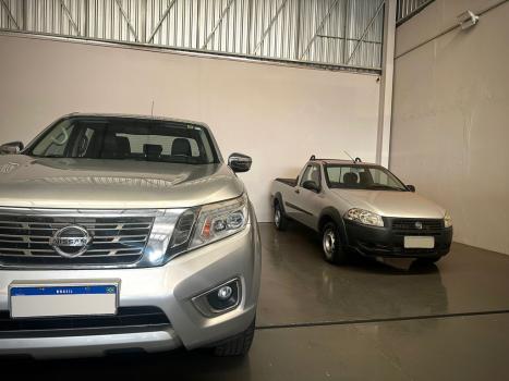 NISSAN Frontier 2.3 16V XE 4X4 CABINE DUPLA BI-TURBO DIESEL AUTOMÁTICO, Foto 4 NISSAN Frontier 2.3 16V XE 4X4 CABINE DUPLA BI-TURBO DIESEL AUTOMÁTICO, Foto 4