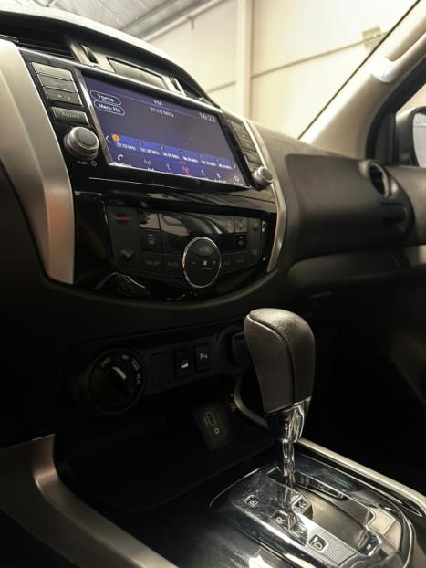 NISSAN Frontier 2.3 16V XE 4X4 CABINE DUPLA BI-TURBO DIESEL AUTOMÁTICO, Foto 18 NISSAN Frontier 2.3 16V XE 4X4 CABINE DUPLA BI-TURBO DIESEL AUTOMÁTICO, Foto 18