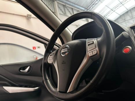 NISSAN Frontier 2.3 16V XE 4X4 CABINE DUPLA BI-TURBO DIESEL AUTOMÁTICO, Foto 21 NISSAN Frontier 2.3 16V XE 4X4 CABINE DUPLA BI-TURBO DIESEL AUTOMÁTICO, Foto 21