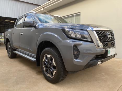 NISSAN Frontier 2.3 16V PLATINUM CABINE DUPLA 4X4 BI-TURBO DIESEL AUTOM�TICO, Foto 2