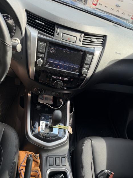 NISSAN Frontier 2.3 16V XE 4X4 CABINE DUPLA BI-TURBO DIESEL AUTOM�TICO, Foto 11