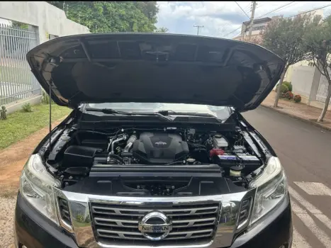 NISSAN Frontier 2.5 XE 4X4 TURBO DIESEL CABINE DUPLA, Foto 2