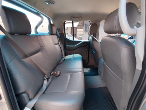 NISSAN Frontier 2.5 4X4 LE CABINE DUPLA TURBO DIESEL AUTOM�TICO, Foto 9