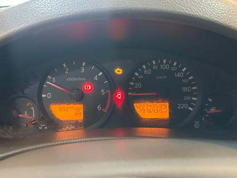 NISSAN Frontier 2.5 SEL 4X4 TURBO DIESEL CABINE DUPLA AUTOM�TICO, Foto 6