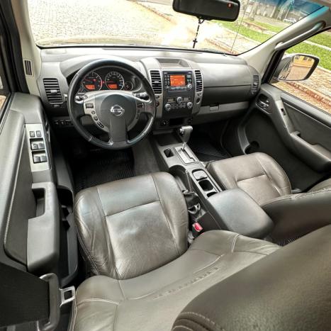 NISSAN Frontier 2.5 SL 4X4 TURBO DIESEL CABINE DUPLA AUTOM�TICO, Foto 4