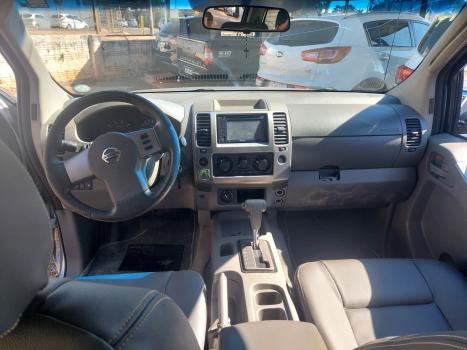 NISSAN Frontier 2.5 4X4 LE CABINE DUPLA TURBO DIESEL AUTOM�TICO, Foto 6