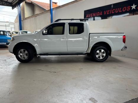 NISSAN Frontier 2.5 4X4 LE CABINE DUPLA TURBO DIESEL AUTOMÁTICO, Foto 3