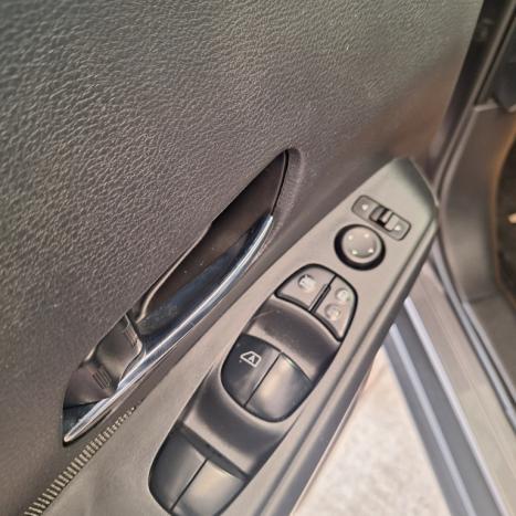 NISSAN Kicks 1.6 16V 4P FLEXSTART S, Foto 7