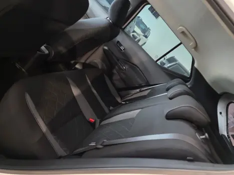 NISSAN Kicks 1.6 16V 4P FLEXSTART S X-TRONIC AUTOM�TICO CVT, Foto 21