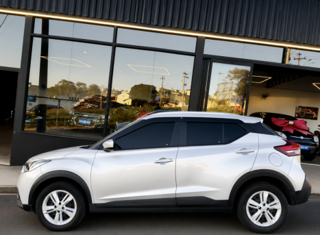 NISSAN Kicks 1.6 16V 4P FLEXSTART S, Foto 3