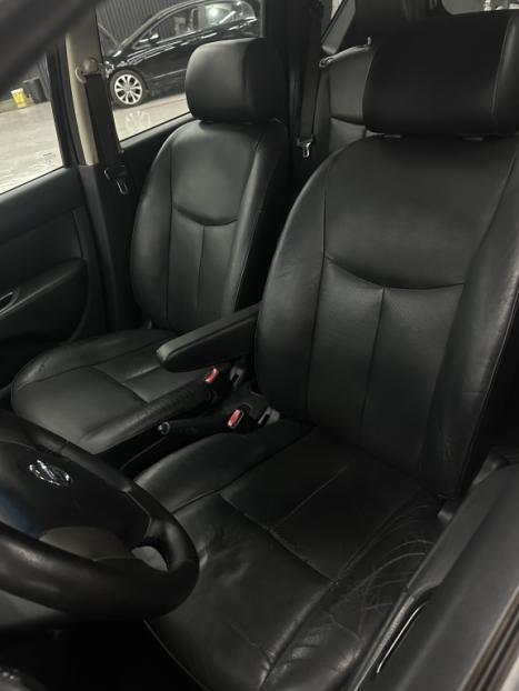 NISSAN Livina 1.8 16V 4P SL X-GEAR FLEX AUTOMTICO, Foto 6