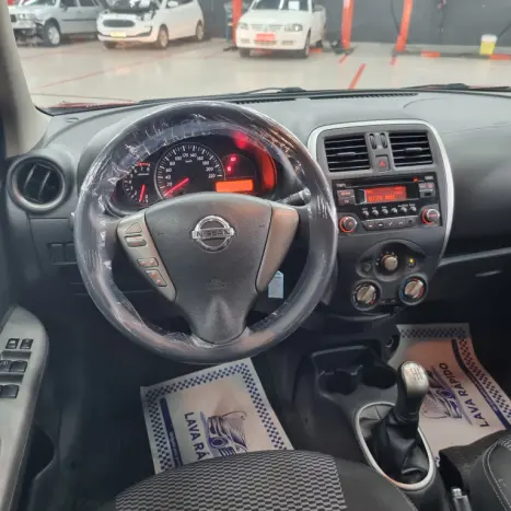 NISSAN March 1.6 16V 4P SV FLEX, Foto 7