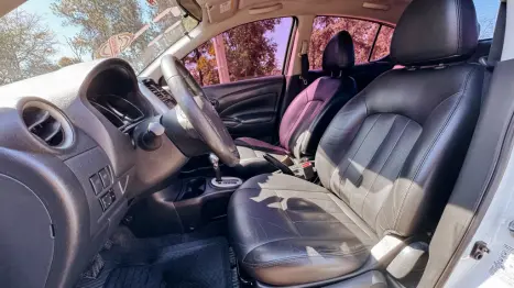 NISSAN Versa Sedan 1.6 16V 4P UNIQUE FLEX XTRONIC AUTOMÁTICO CVT, Foto 8 NISSAN Versa Sedan 1.6 16V 4P UNIQUE FLEX XTRONIC AUTOMÁTICO CVT, Foto 8