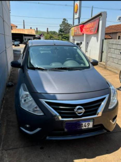 NISSAN Versa Sedan 1.6 16V 4P UNIQUE FLEX XTRONIC AUTOMTICO CVT, Foto 2