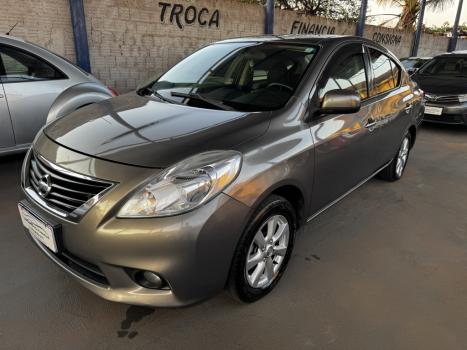 NISSAN Versa Sedan 1.6 16V 4P FLEX SL, Foto 2