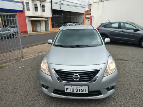 NISSAN Versa Sedan 1.6 16V 4P FLEX SL, Foto 2 NISSAN Versa Sedan 1.6 16V 4P FLEX SL, Foto 2