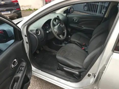 NISSAN Versa Sedan 1.6 16V 4P FLEX SL, Foto 11 NISSAN Versa Sedan 1.6 16V 4P FLEX SL, Foto 11