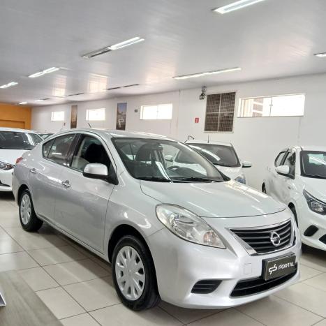 NISSAN Versa Sedan 1.6 16V 4P FLEX SV, Foto 1