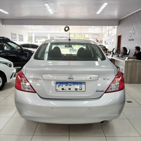 NISSAN Versa Sedan 1.6 16V 4P FLEX SV, Foto 4