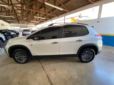 PEUGEOT 2008 1.6 16V 4P FLEX GRIFFE SKYWALKER THP TURBO AUTOM�TICO, Foto 17