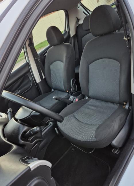 PEUGEOT 207 Hatch 1.4 4P XR FLEX, Foto 6