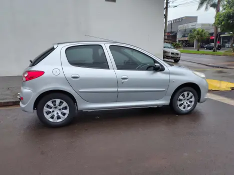PEUGEOT 207 Hatch 1.4 4P XR FLEX, Foto 2