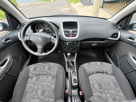 PEUGEOT 207 Hatch 1.4 4P XR FLEX, Foto 4
