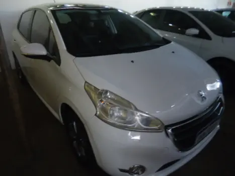 PEUGEOT 208 1.5 4P FLEX ALLURE, Foto 2