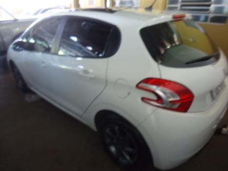 PEUGEOT 208 1.5 4P FLEX ALLURE, Foto 6