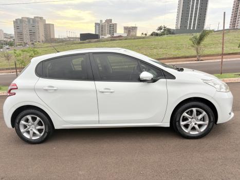 PEUGEOT 208 1.5 4P FLEX ALLURE, Foto 1