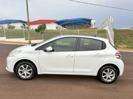 PEUGEOT 208 1.5 4P FLEX ALLURE, Foto 5