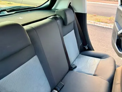 PEUGEOT 208 1.5 4P FLEX ALLURE, Foto 12