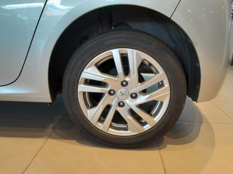 PEUGEOT 208 1.6 16V 4P FLEX ACTIVE AUTOM�TICO, Foto 8